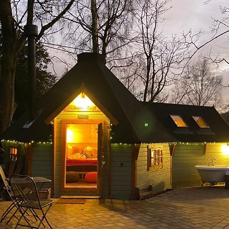 Cozy Carluke Lodge Retreat المظهر الخارجي الصورة