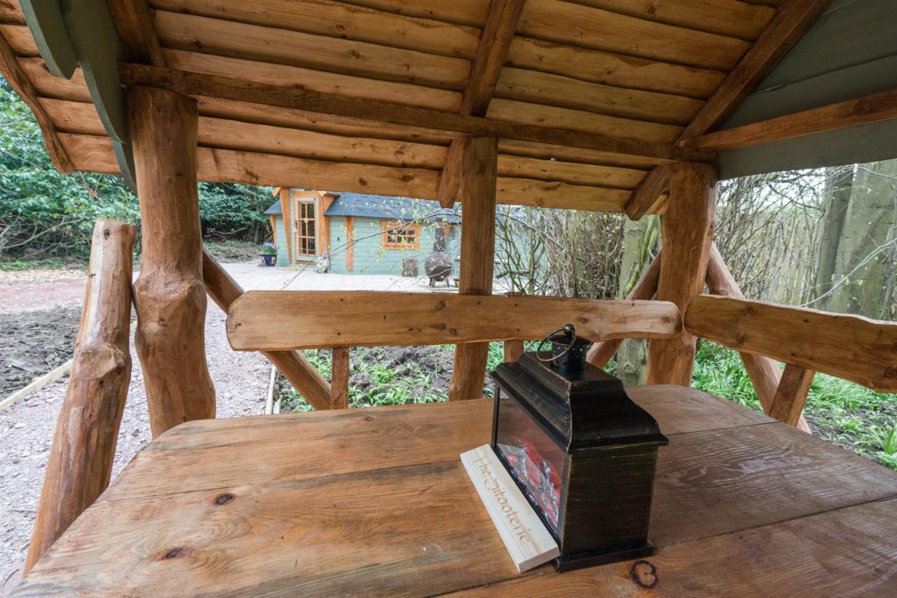 Cozy Carluke Lodge Retreat المظهر الخارجي الصورة
