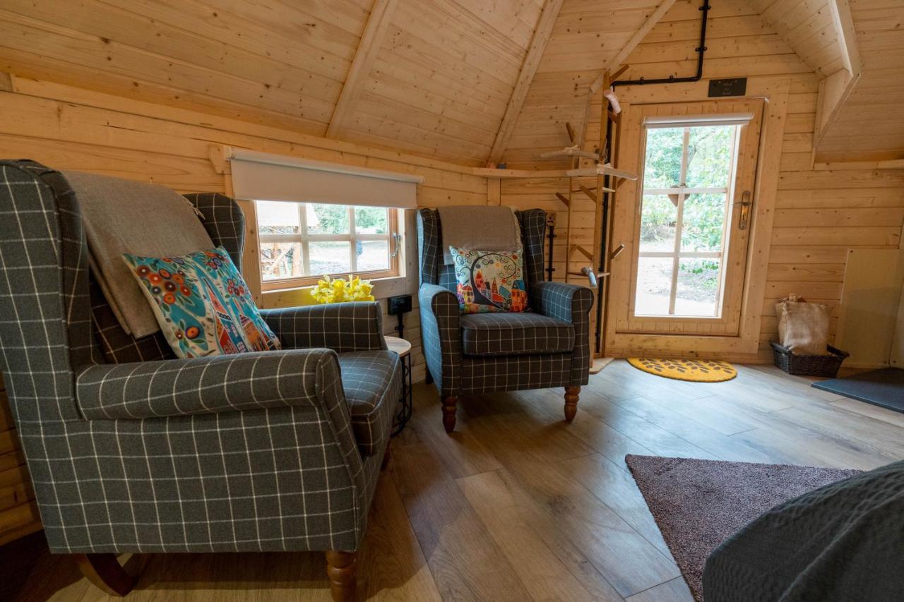 Cozy Carluke Lodge Retreat المظهر الخارجي الصورة